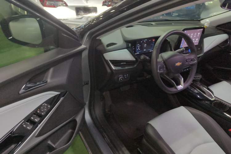 Used Chevrolet Menlo 2021 Starry Edition Driver Seat