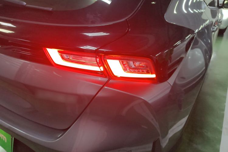 Used Chevrolet Menlo 2021 Starry Edition Right Rear Taillight