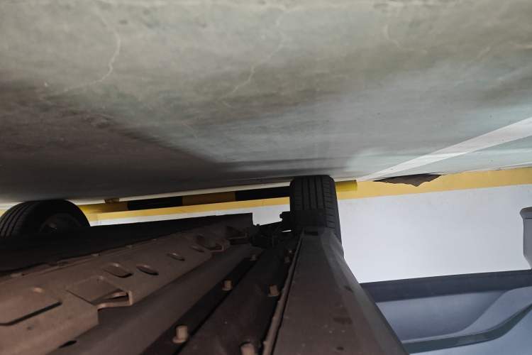 Used Chevrolet Menlo 2021 Starry Edition Right Side Sill