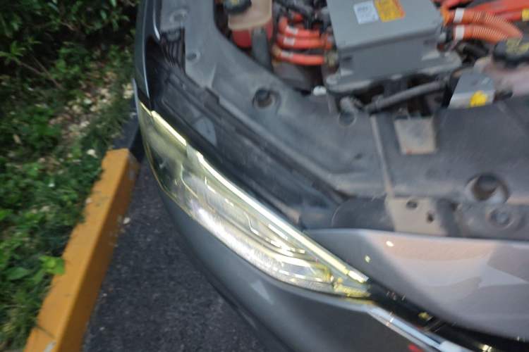 Used Chevrolet Menlo 2021 Starry Edition Right Front Headlight