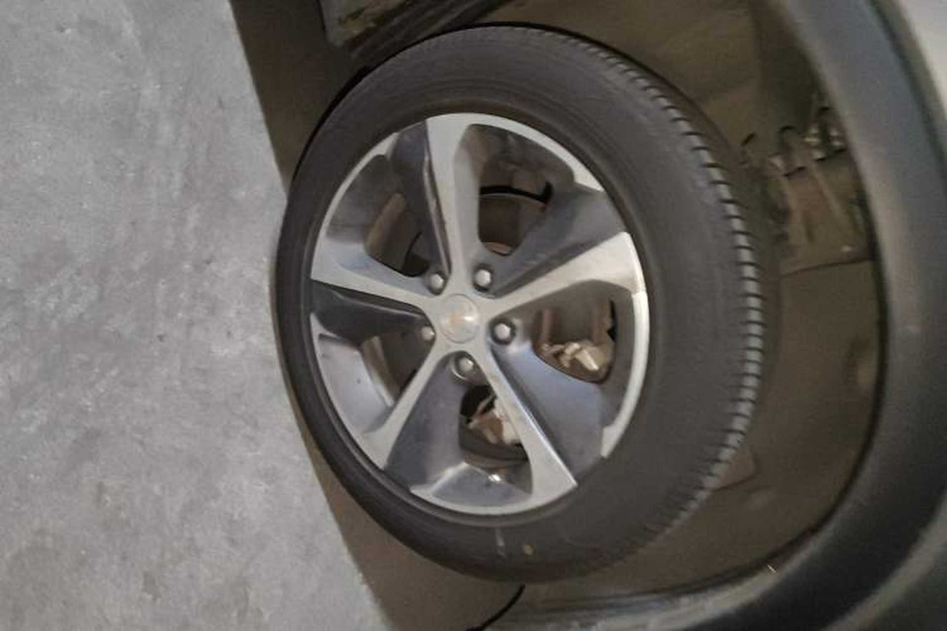 Used Chevrolet Menlo 2021 Star Galaxy Edition Right Front Wheel Hub