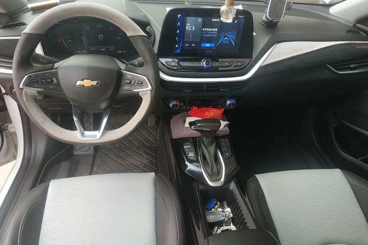 Used Chevrolet Menlo 2021 Starry Edition Center Console