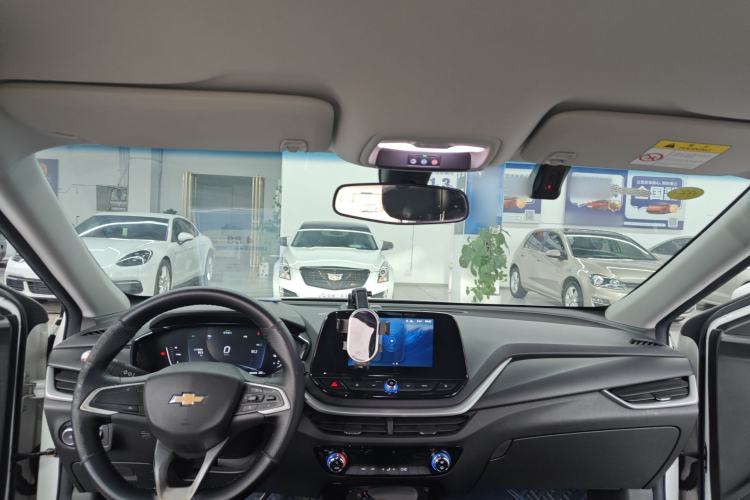Used Chevrolet Menlo 2021 Star Enjoy Edition Center Console