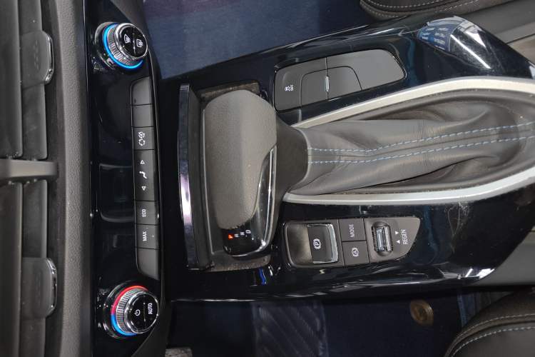 Used Chevrolet Menlo 2021 Star Enjoy Edition Gear Lever