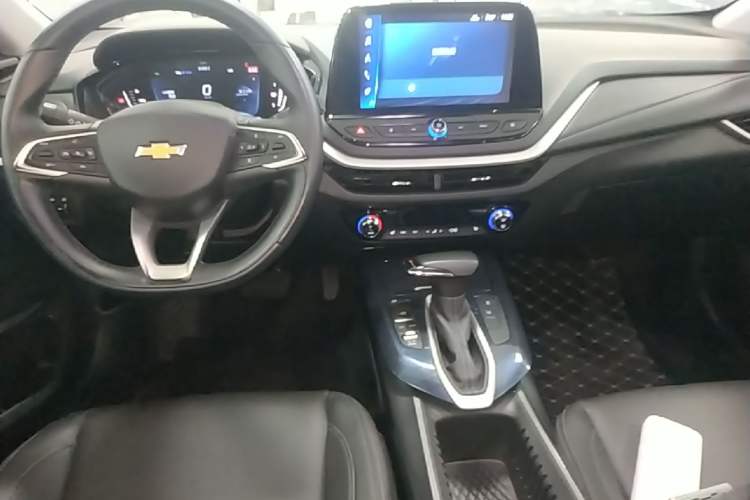 Used Chevrolet Menlo 2022 Starry Edition Audio And AC Panel
