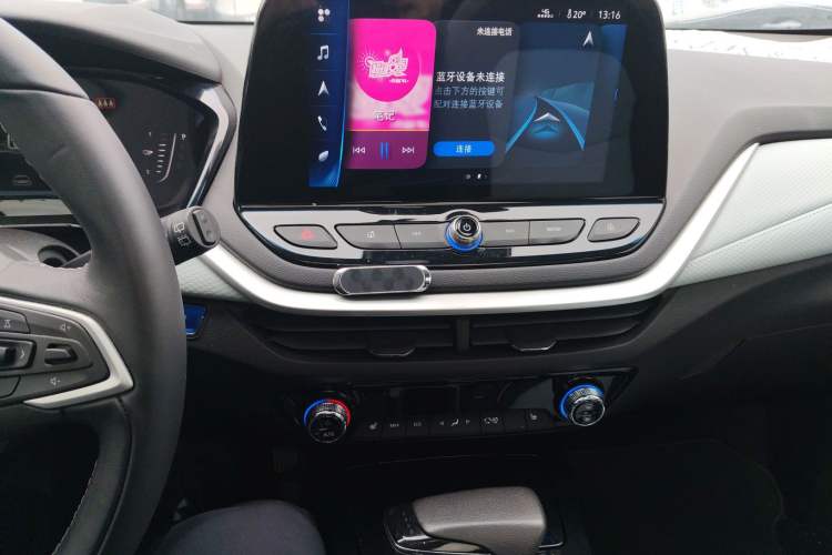 Used Chevrolet Menlo 2022 Starry Edition Audio And AC Panel