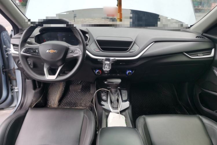 Used Chevrolet Menlo 2022 Star Enjoyment Edition Center Console