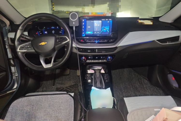 Used Chevrolet Menlo 2022 Starry Edition Center Console