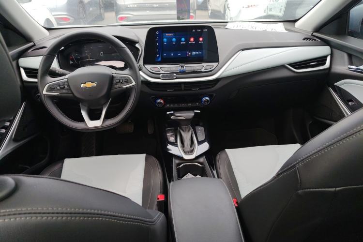 Used Chevrolet Menlo 2022 Starry Edition Center Console