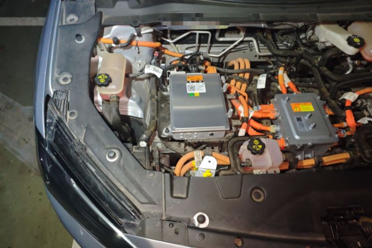 Used Chevrolet Menlo 2022 Starry Edition Engine Bay Right