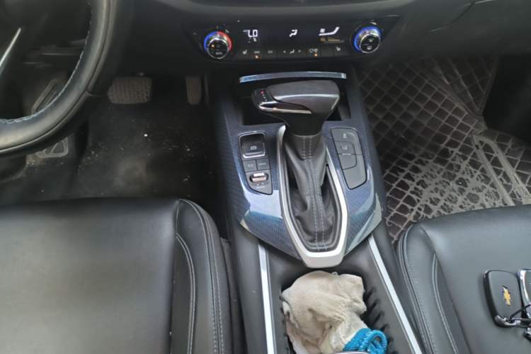 Used Chevrolet Menlo 2022 Starry Edition Gear Lever