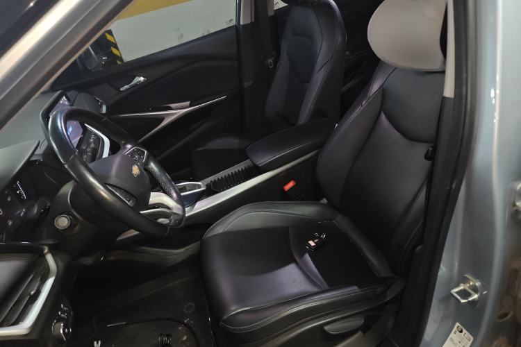 Used Chevrolet Menlo 2022 Starry Edition Left Front Seat