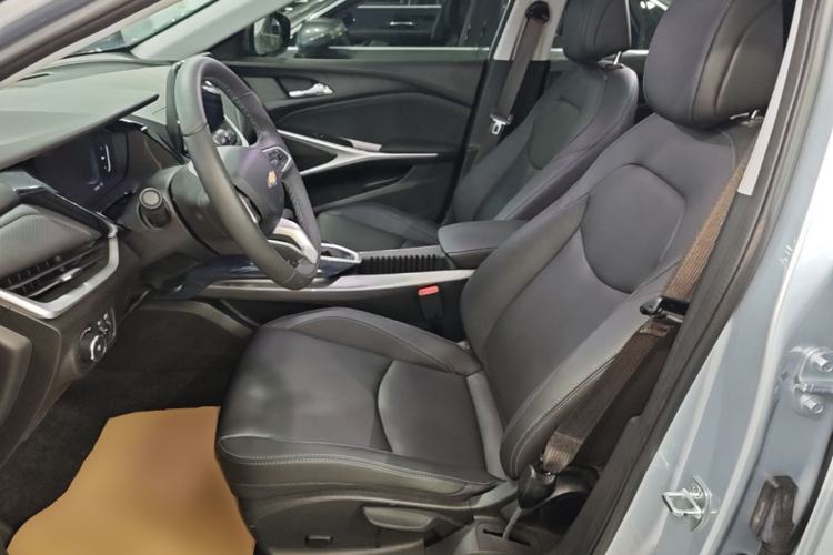 Used Chevrolet Menlo 2022 Starry Edition Left Front Seat