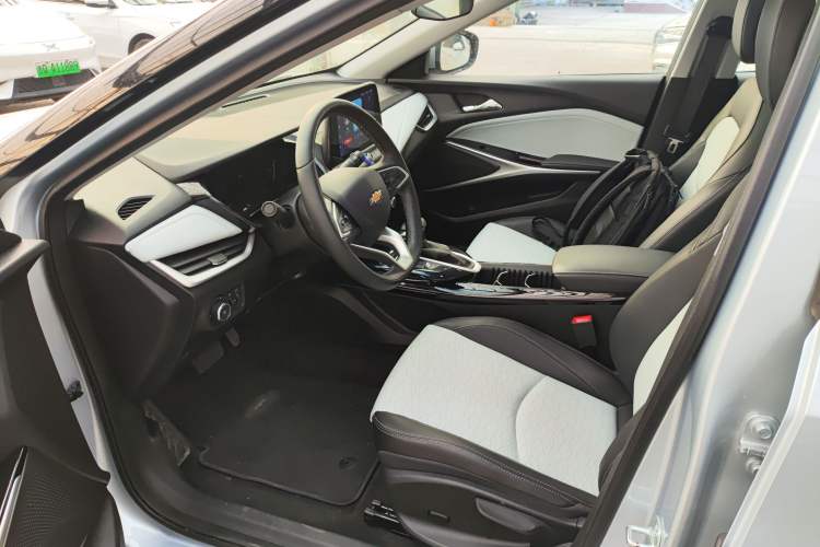 Used Chevrolet Menlo 2022 Starry Edition Left Front Seat