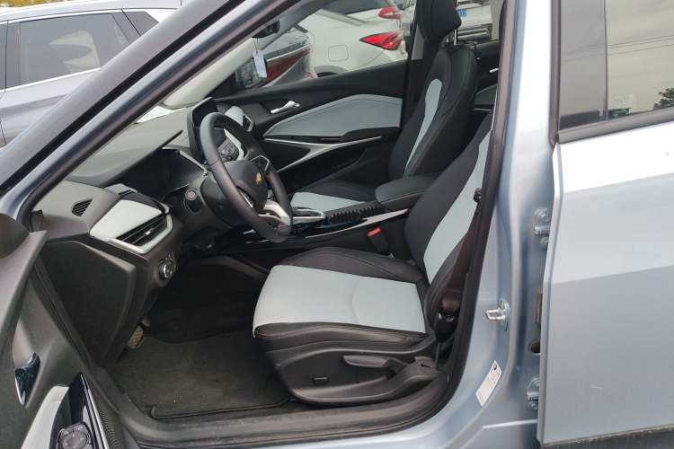 Used Chevrolet Menlo 2022 Starry Edition Left Front Seat