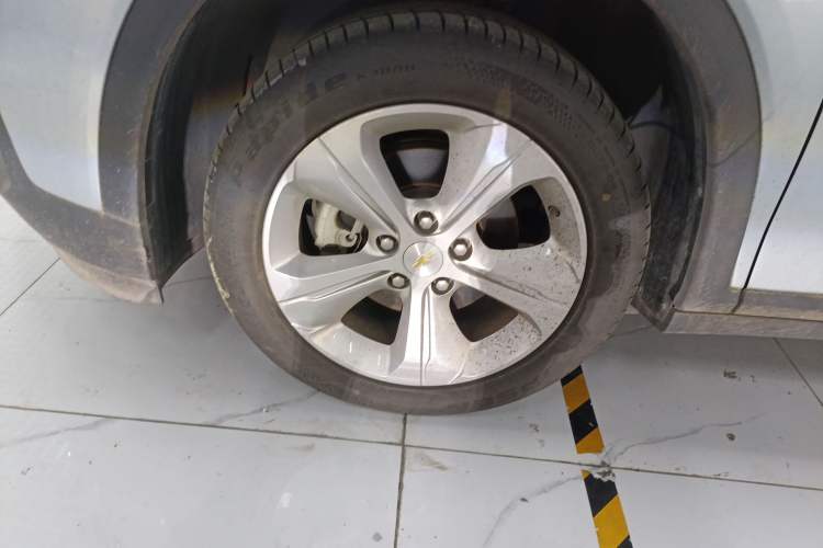 Used Chevrolet Menlo 2022 Star Enjoyment Edition Plus Left Front Wheel Hub