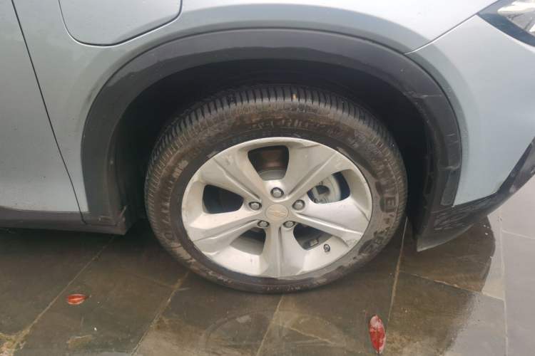 Used Chevrolet Menlo 2022 Star Enjoyment Edition Right Front Wheel Hub