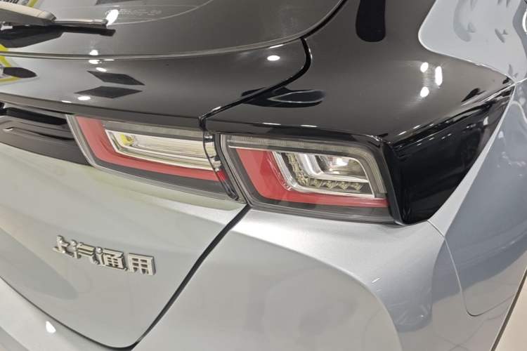 Used Chevrolet Menlo 2022 Starry Edition Right Rear Taillight