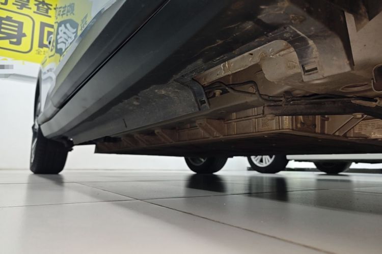 Used Chevrolet Menlo 2022 Starry Edition Right Side Sill