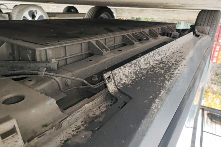 Used Chevrolet Menlo 2022 Starry Edition Right Side Sill