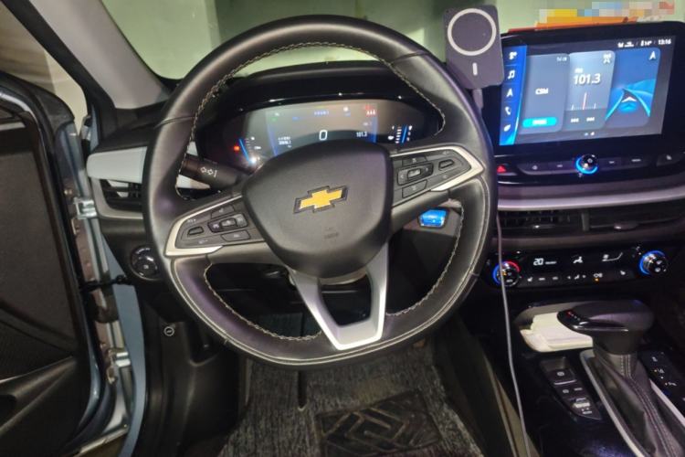 Used Chevrolet Menlo 2022 Starry Edition Steering Wheel