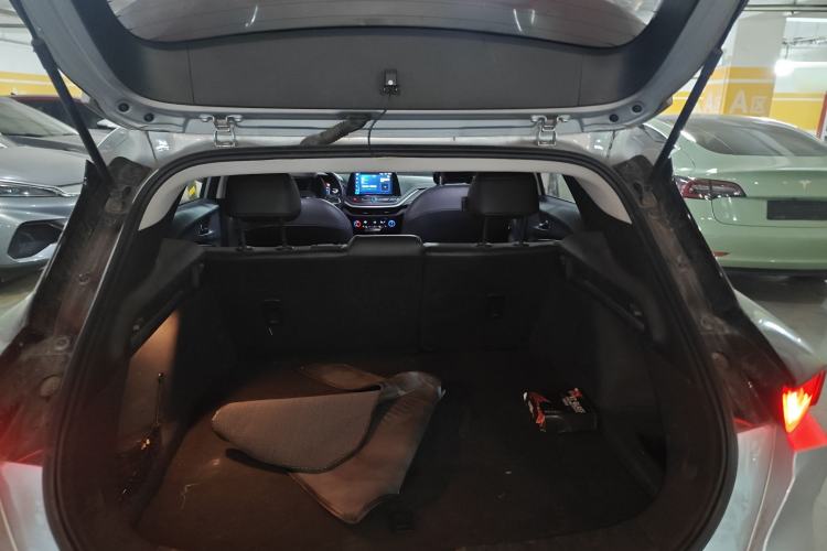 Used Chevrolet Menlo 2022 Starry Edition Trunk