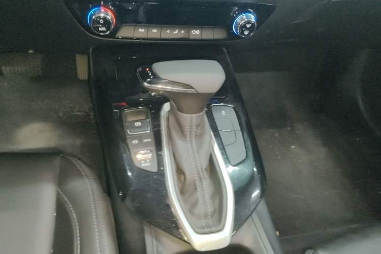 Used Chevrolet Menlo 2022 Star Enjoyment Edition Plus Gear Lever