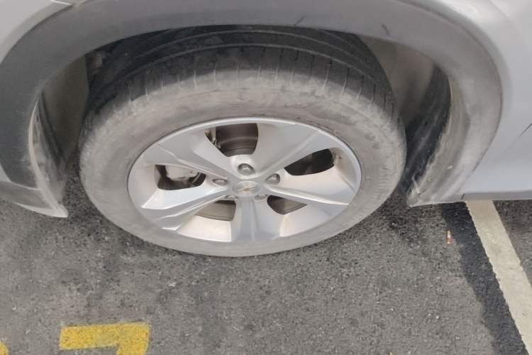 Used Chevrolet Menlo 2022 Star Enjoyment Edition Plus Left Front Wheel Hub