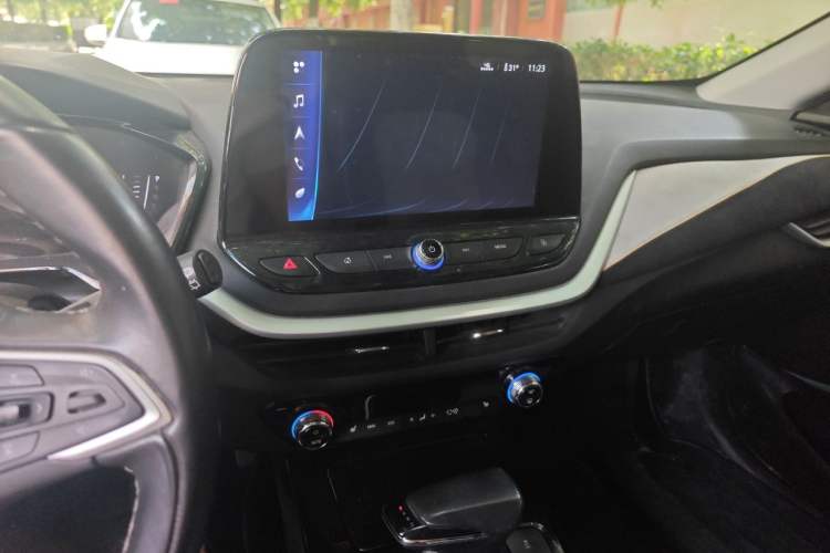 Used Chevrolet Menlo 2022 Mickey Kung Fu Edition Audio And AC Panel