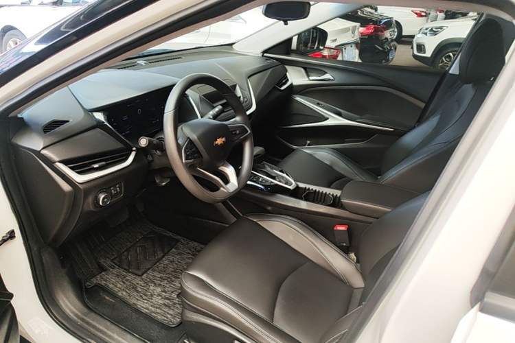 Used Chevrolet Menlo 2022 Star Enjoyment Edition Driver Seat