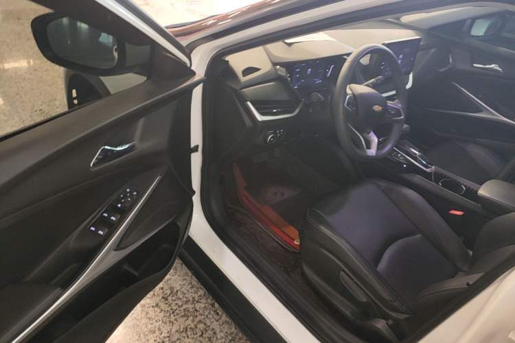 Used Chevrolet Menlo 2022 Star Enjoyment Edition Driver Seat