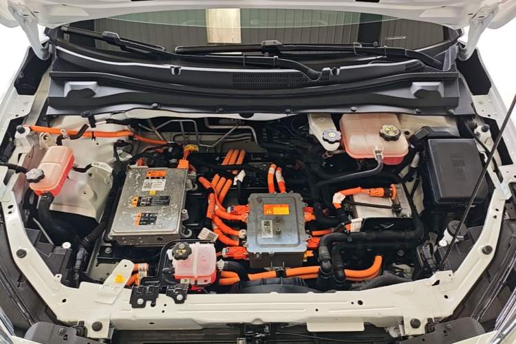 Used Chevrolet Menlo 2022 Star Enjoyment Edition Plus Engine Bay