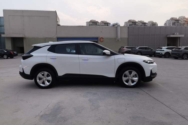 Used Chevrolet Menlo 2022 Star Enjoyment Edition Plus Exterior 3