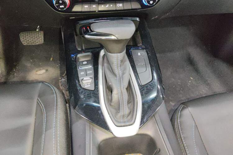 Used Chevrolet Menlo 2022 Star Enjoyment Edition Plus Gear Lever