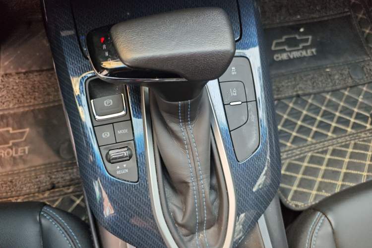 Used Chevrolet Menlo 2022 Starry Edition Gear Lever