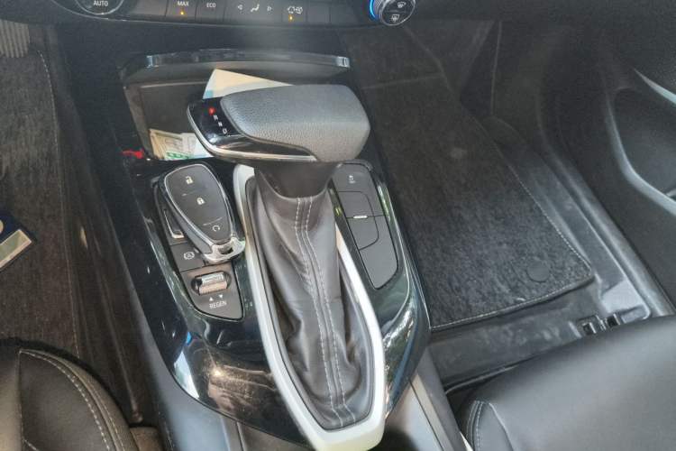 Used Chevrolet Menlo 2022 Star Enjoyment Edition Plus Gear Lever