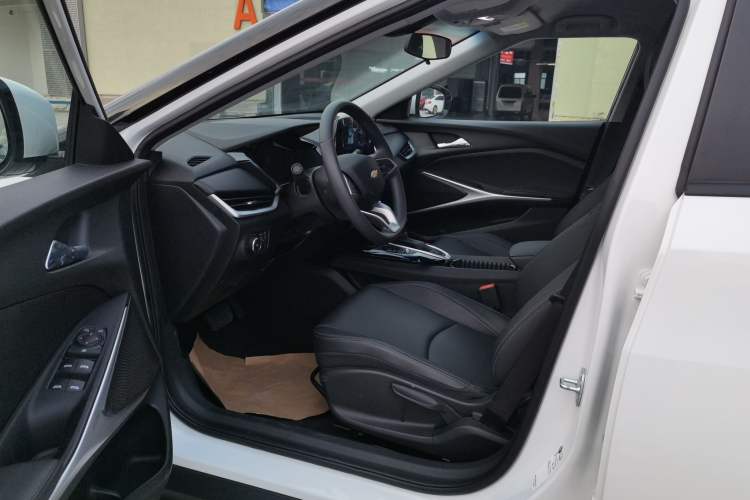 Used Chevrolet Menlo 2022 Star Enjoyment Edition Plus Interior 1