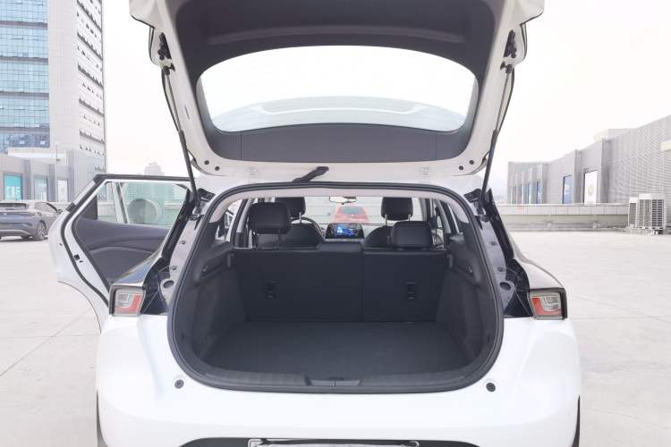 Used Chevrolet Menlo 2022 Star Enjoyment Edition Plus Interior 5
