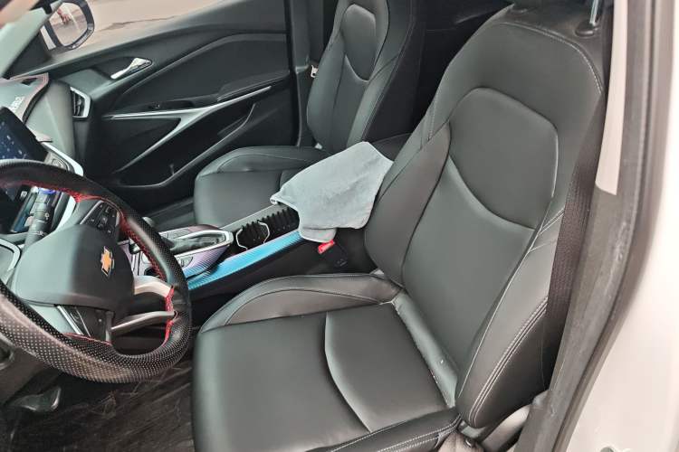 Used Chevrolet Menlo 2022 Star Enjoyment Edition Plus Left Front Seat