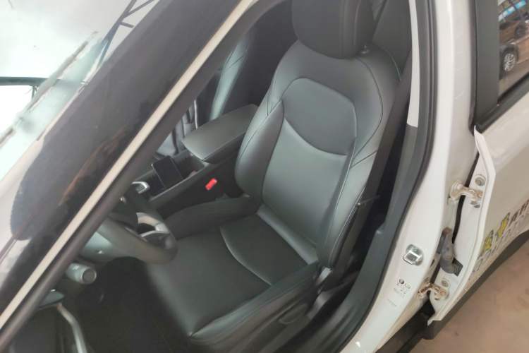 Used Chevrolet Menlo 2022 Star Enjoyment Edition Plus Left Front Seat