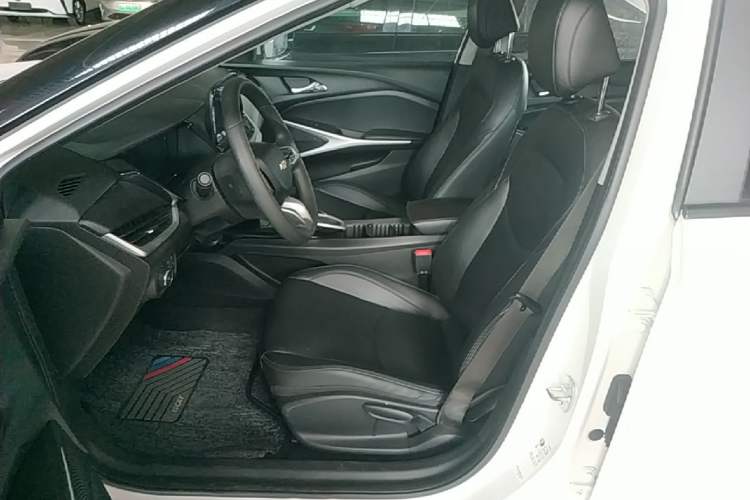 Used Chevrolet Menlo 2022 Star Enjoyment Edition Plus Left Front Seat
