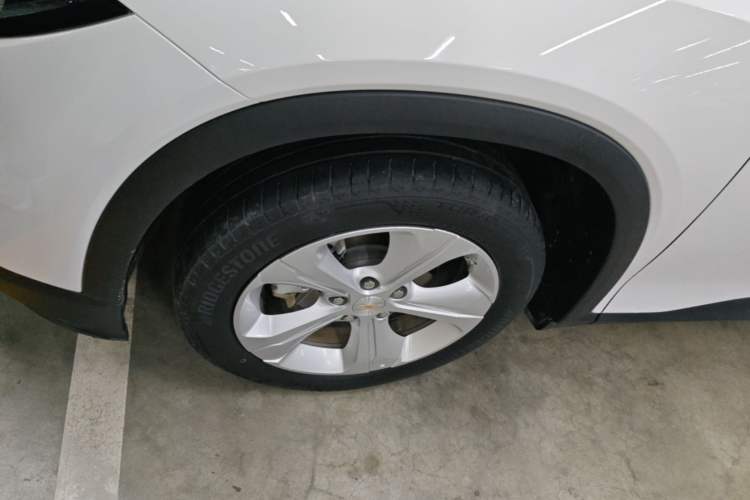 Used Chevrolet Menlo 2022 Star Enjoyment Edition Plus Left Front Wheel Hub