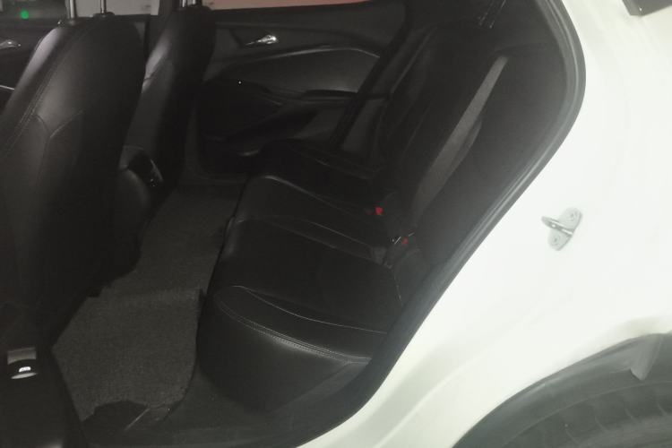 Used Chevrolet Menlo 2022 Star Enjoyment Edition Left Rear Seat