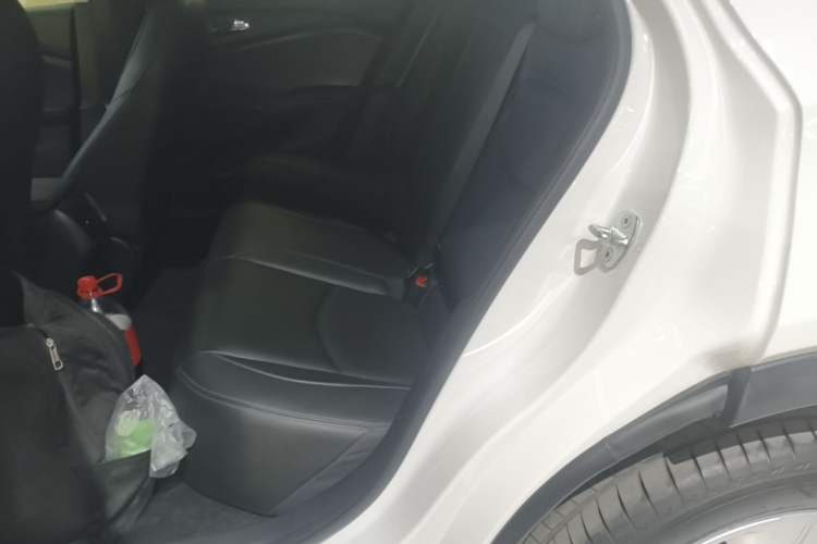 Used Chevrolet Menlo 2022 Star Enjoyment Edition Plus Left Rear Seat
