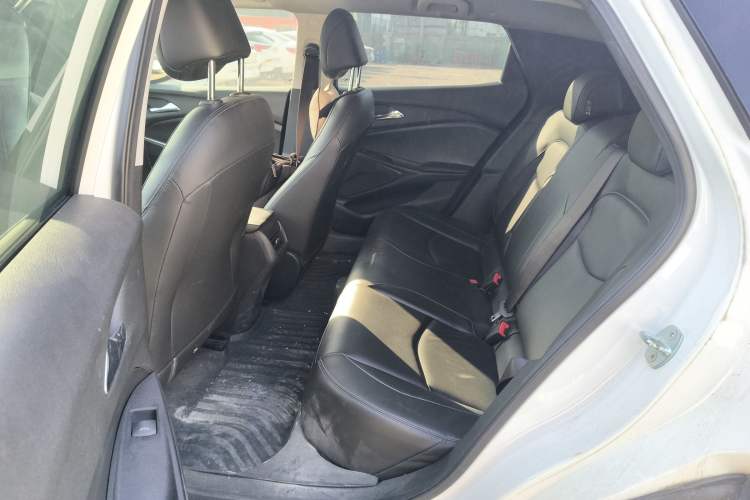 Used Chevrolet Menlo 2022 Star Enjoyment Edition Plus Left Rear Seat
