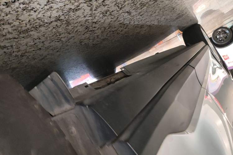 Used Chevrolet Menlo 2022 Star Enjoyment Edition Left Side Sill