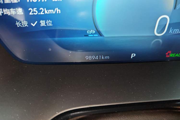 Used Chevrolet Menlo 2022 Star Enjoyment Edition Plus Odometer Close Up