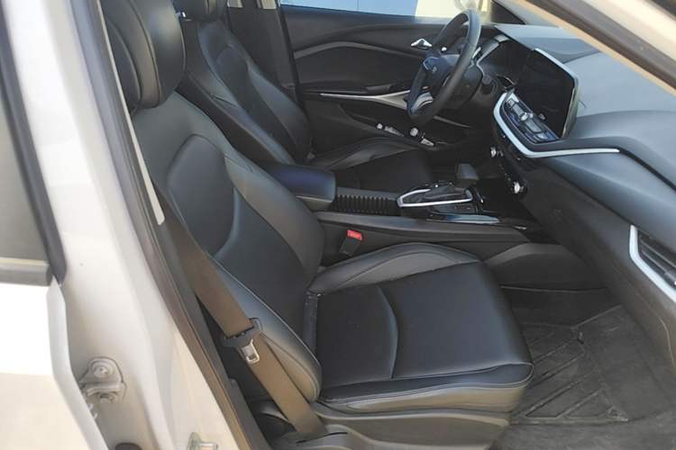 Used Chevrolet Menlo 2022 Star Enjoyment Edition Plus Right Front Seat