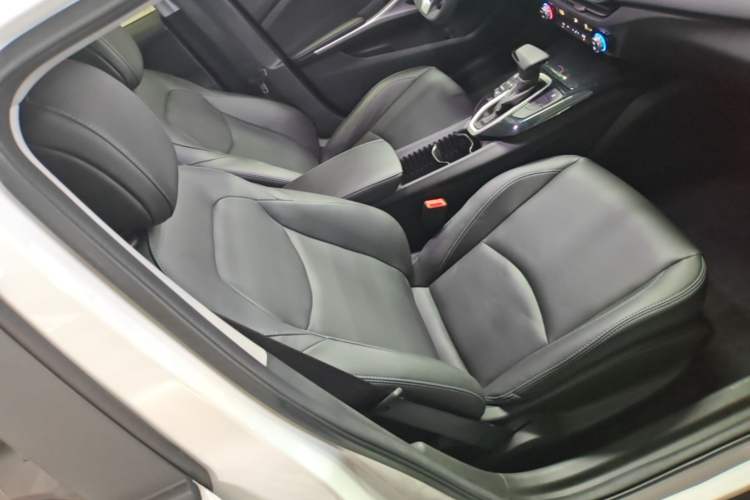 Used Chevrolet Menlo 2022 Star Enjoyment Edition Plus Right Front Seat