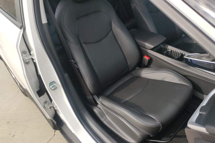 Used Chevrolet Menlo 2022 Star Enjoyment Edition Right Front Seat